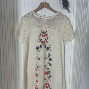 Umgee Cream Lace Tunic with Multicolor Floral Embroidery